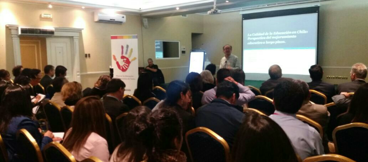 Líderes Educativos compartió sobre el mejoramiento escolar en congreso de Educación en Tarapacá