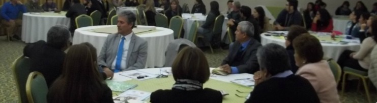 Líderes Educativos participa en seminario en Arica sobre trabajo colaborativo en comunidades de aprendizaje