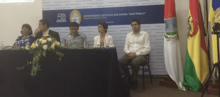 Líderes Educativos participa en Seminario Internacional en Bolivia sobre el fortalecimiento del liderazgo escolar