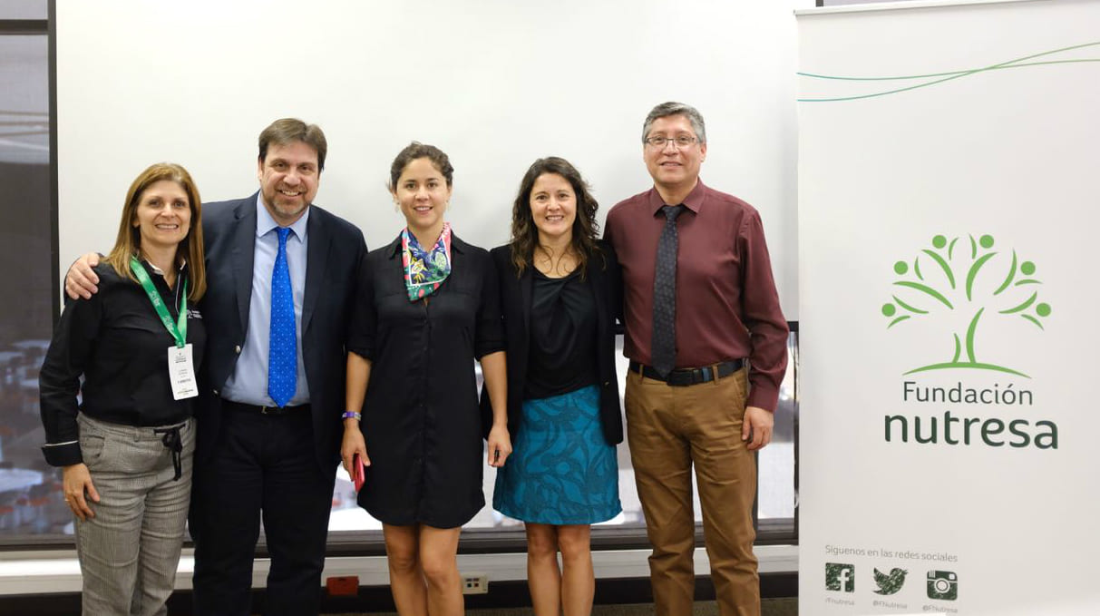Presentan en Colombia ponencia sobre liderazgo escolar en Chile y el trabajo desarrollado por Líderes Educativos desde su creación