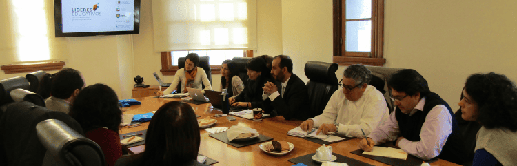 Líderes Educativos participa en jornada de trabajo con delegación del Ministerio de Educación de Colombia