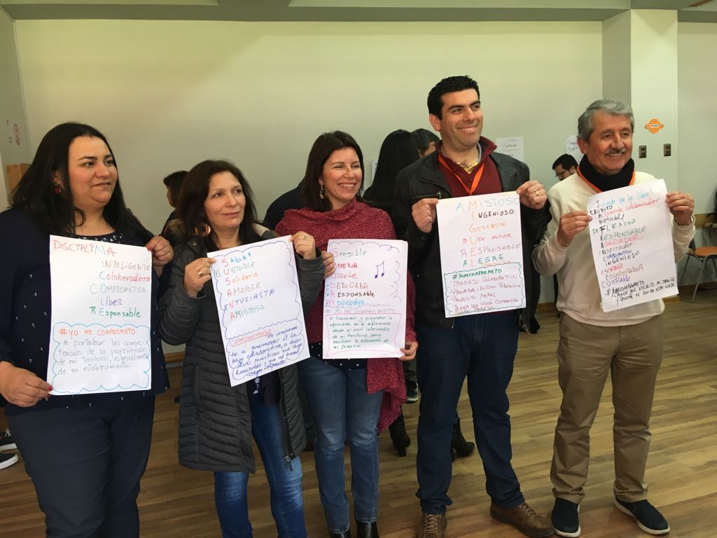 Líderes del nivel intermedio del Biobío finalizan programa formativo y destacan su valiosa contribución a la nueva educación pública
