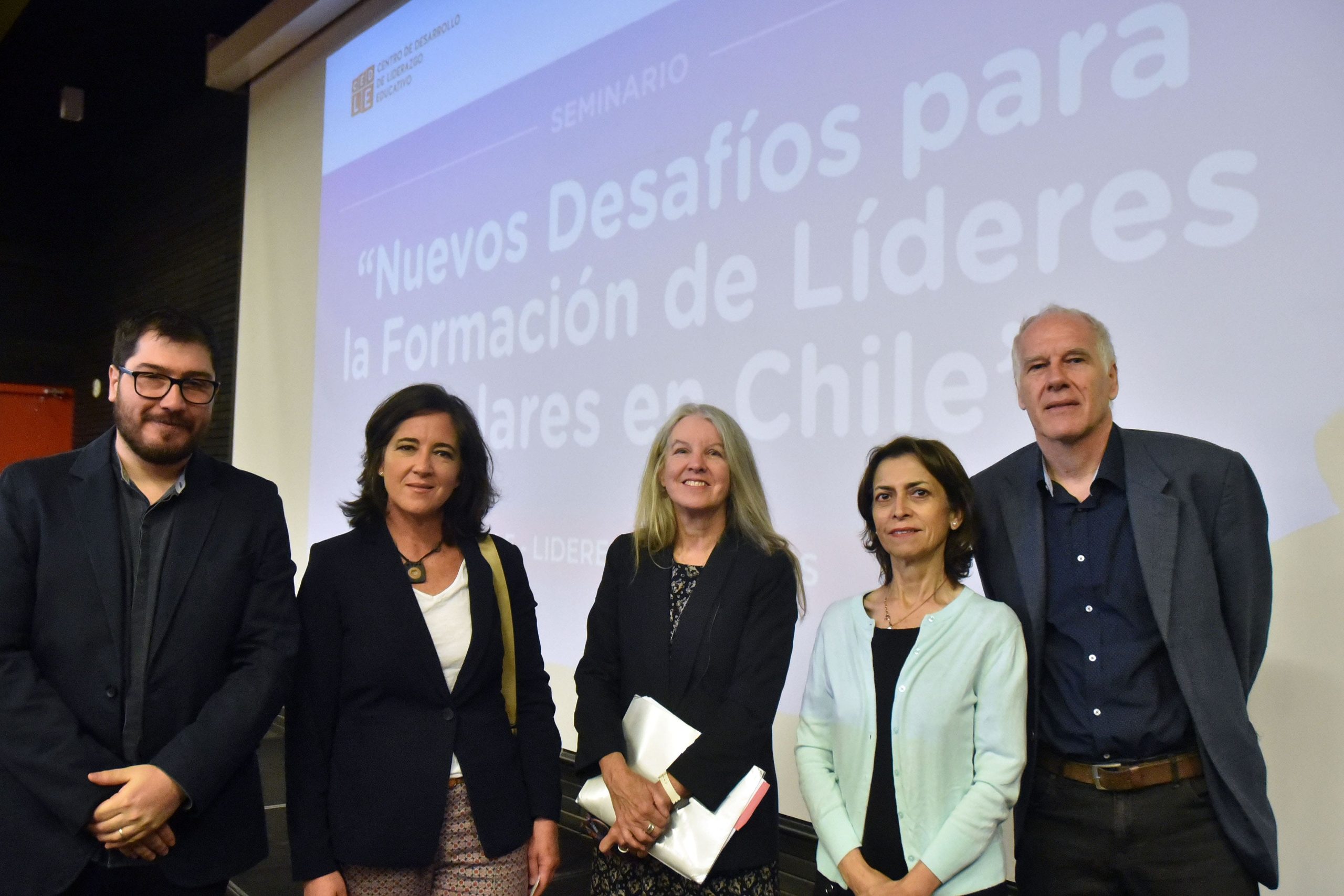 Más de un centenar de asistentes tuvo seminario enfocado en la formación de líderes escolares