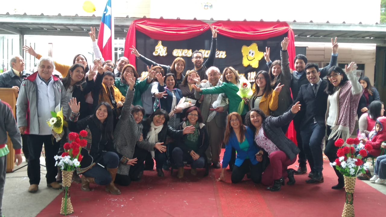 Feliz día del profesor/a a nuestra comunidad de LÍDERES EDUCATIVOS