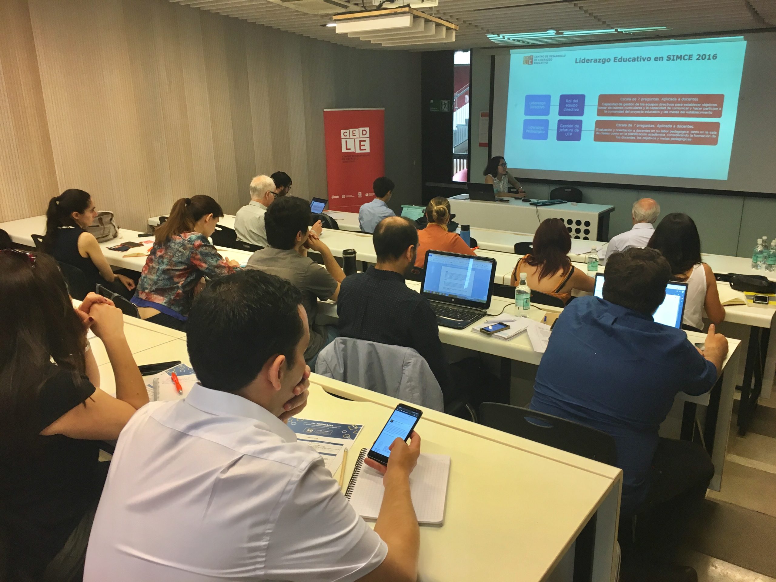 IV Jornada de Investigación en Liderazgo Escolar