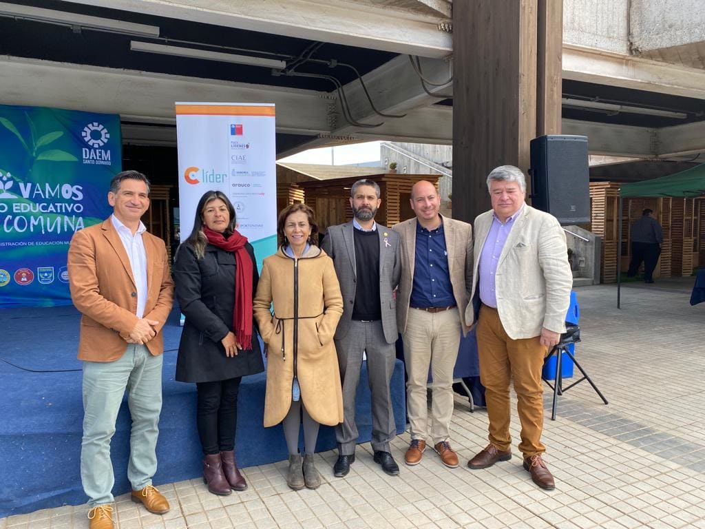 20 establecimientos educacionales de la región de Valparaíso exponen sus avances del Plan de Acompañamiento Territorial para la Mejora Educativa (PATME) en feria de aprendizajes