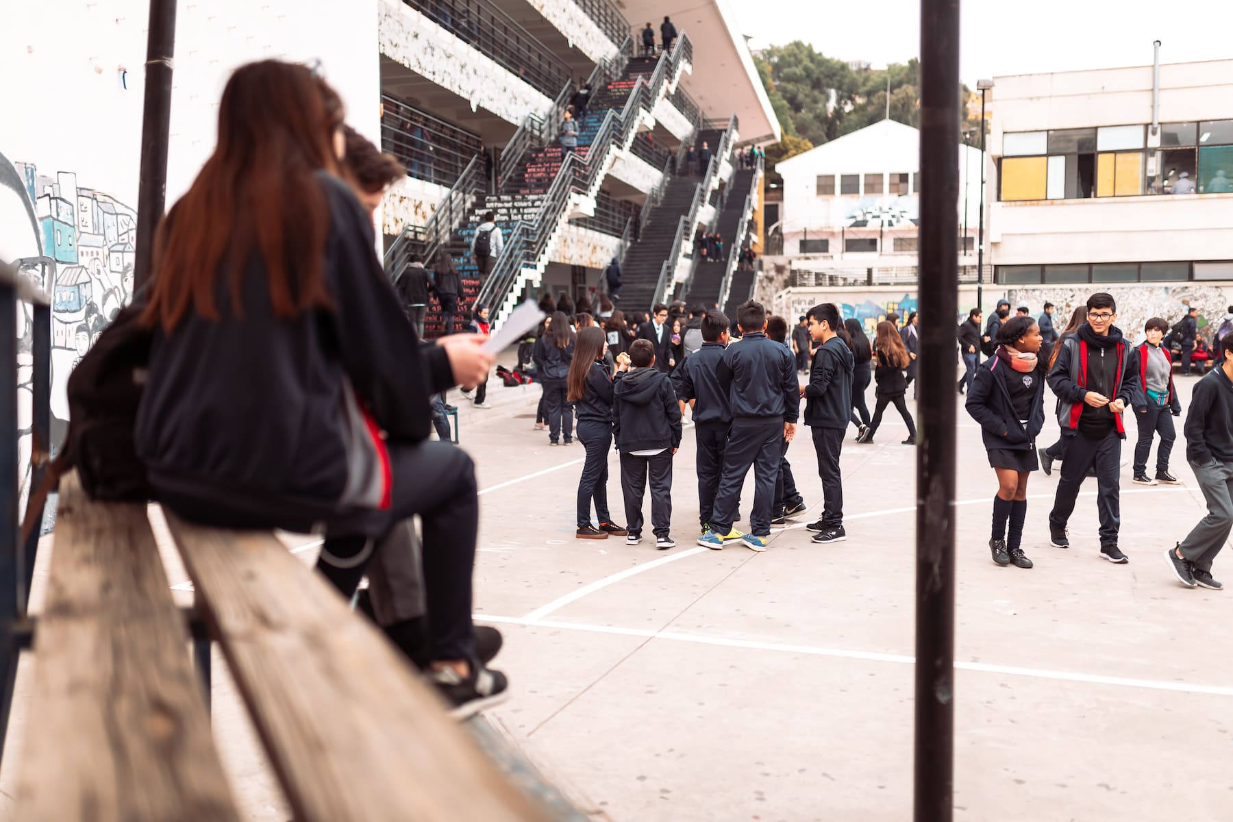Culturas juveniles: un aspecto favorable para la convivencia y el proceso de enseñanza-aprendizaje de los centros escolares