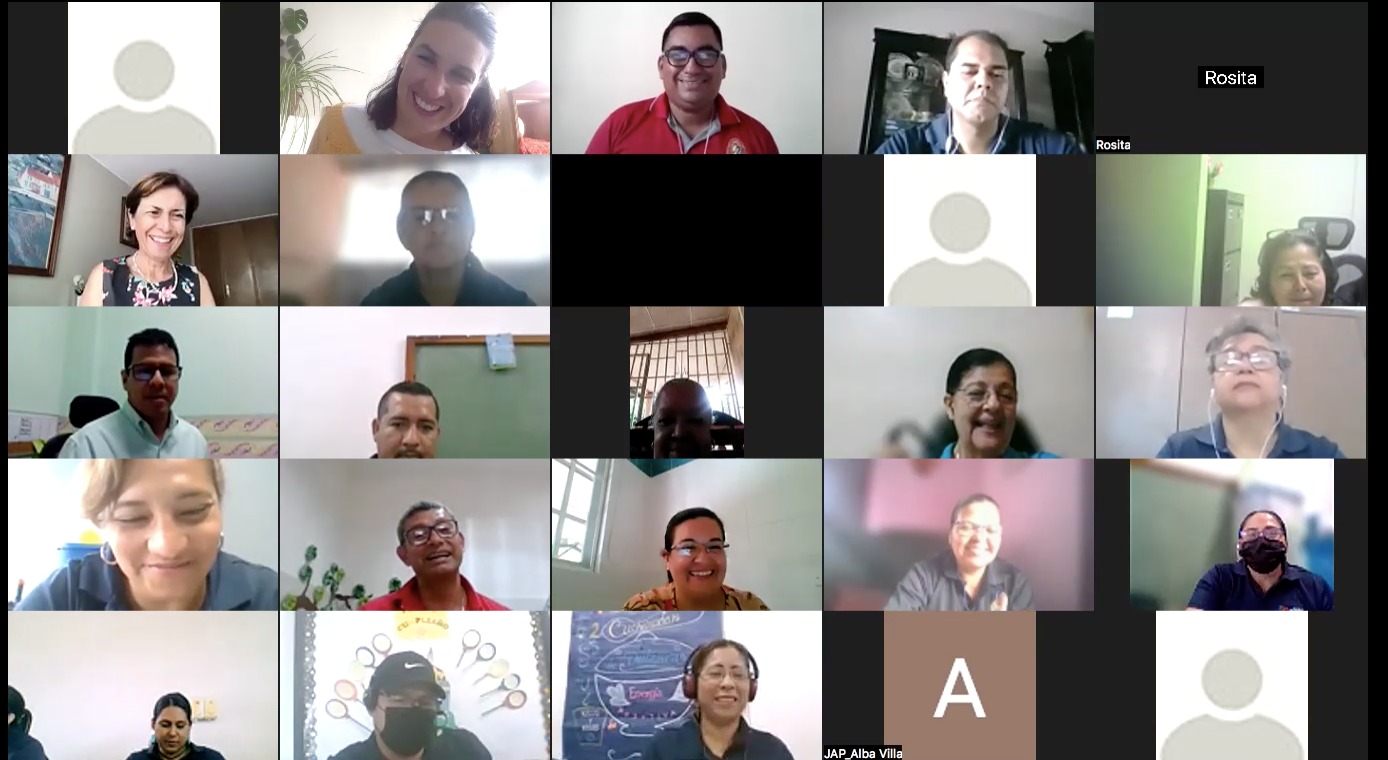 Centro Líderes Educativos PUCV realiza Diplomado sobre Liderazgo Pedagógico en Panamá