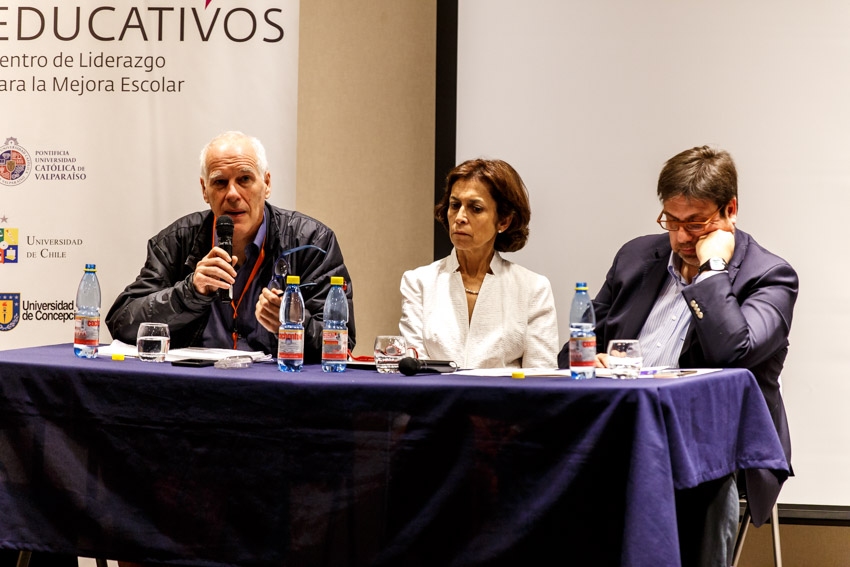 REVISA LAS FOTOGRAFÍAS DEL PRIMER SEMINARIO DE FORMACIÓN DE LÍDERES PARA EL SISTEMA ESCOLAR: NUEVAS EXPERIENCIAS, NUEVOS APRENDIZAJES