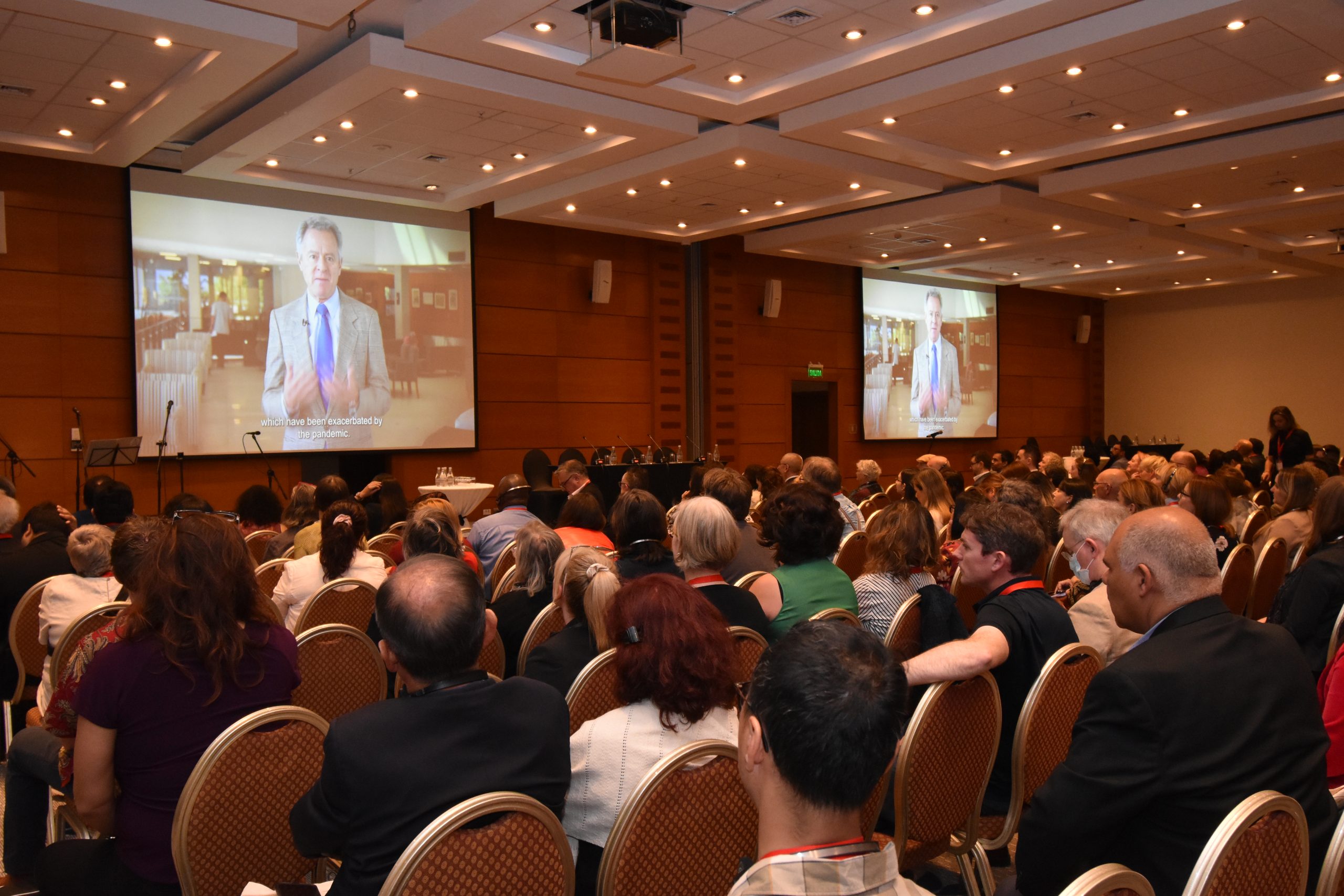 ICSEI debuta en Viña del Mar y recibe destacadas figuras mundiales en educación
