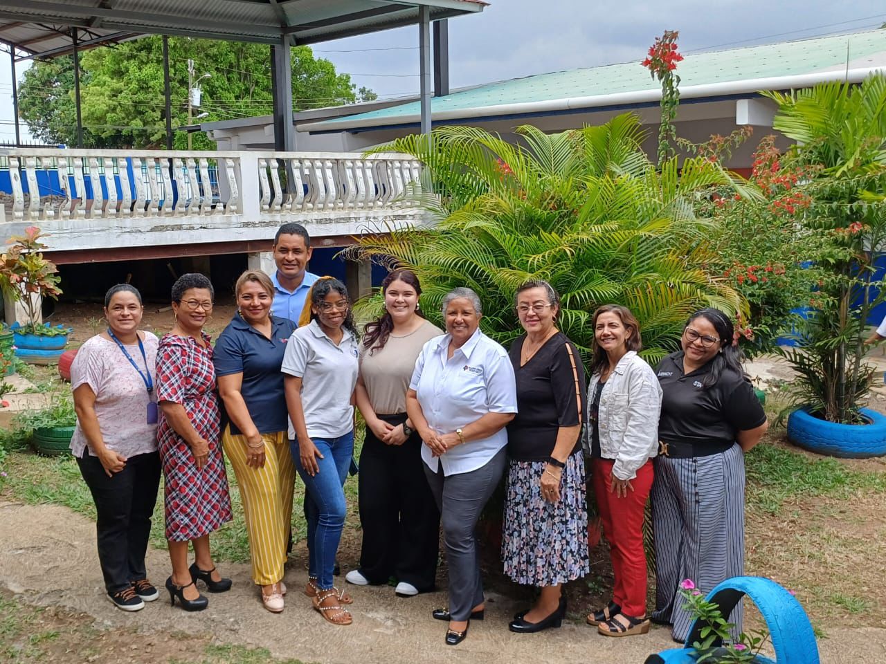 52 panameños y panameñas fortalecerán sus prácticas de acompañamiento con programas de Líderes Educativos PUCV