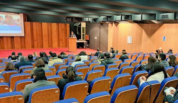 Seminario expondrá enfoques innovadores para abordar la mejora escolar